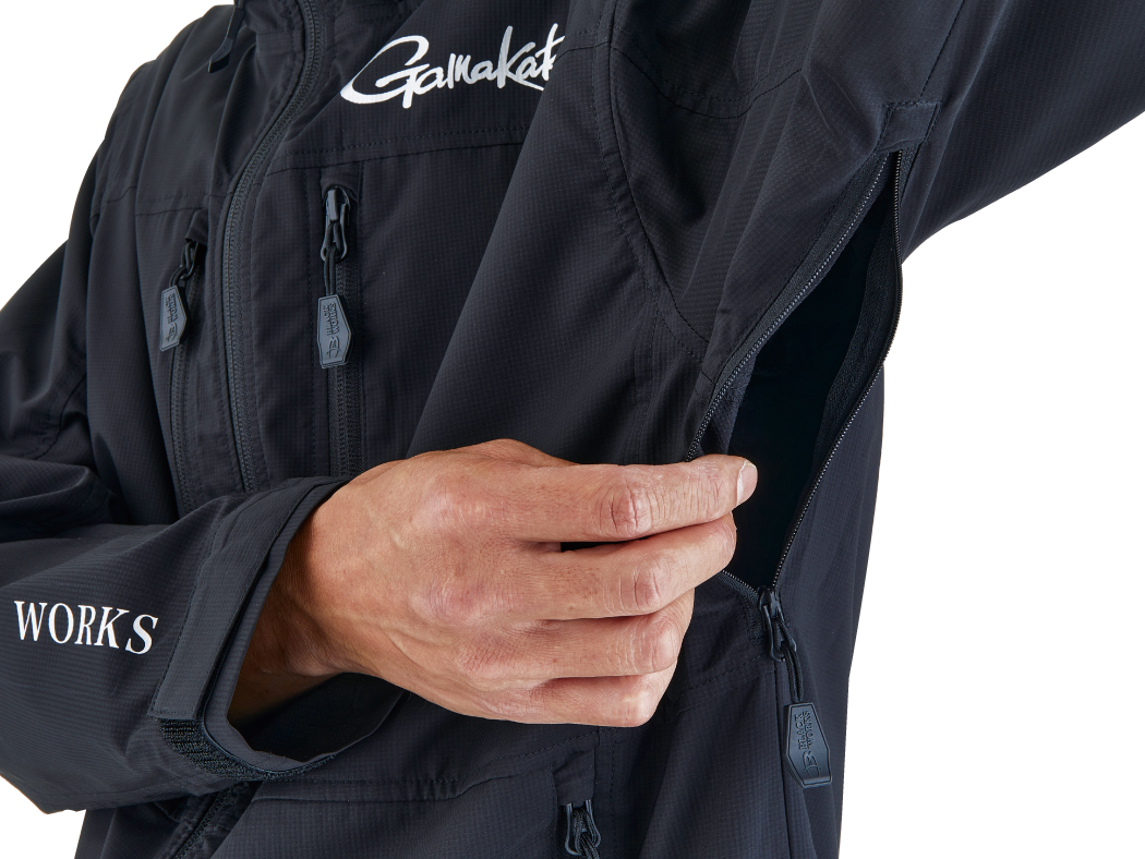 ストレッチウィンドブレーカー(BLACK WORKS) GM3739 | がまかつ