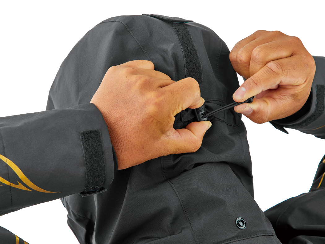 アルテマシールドプロ レインスーツ GM3772 | がまかつ